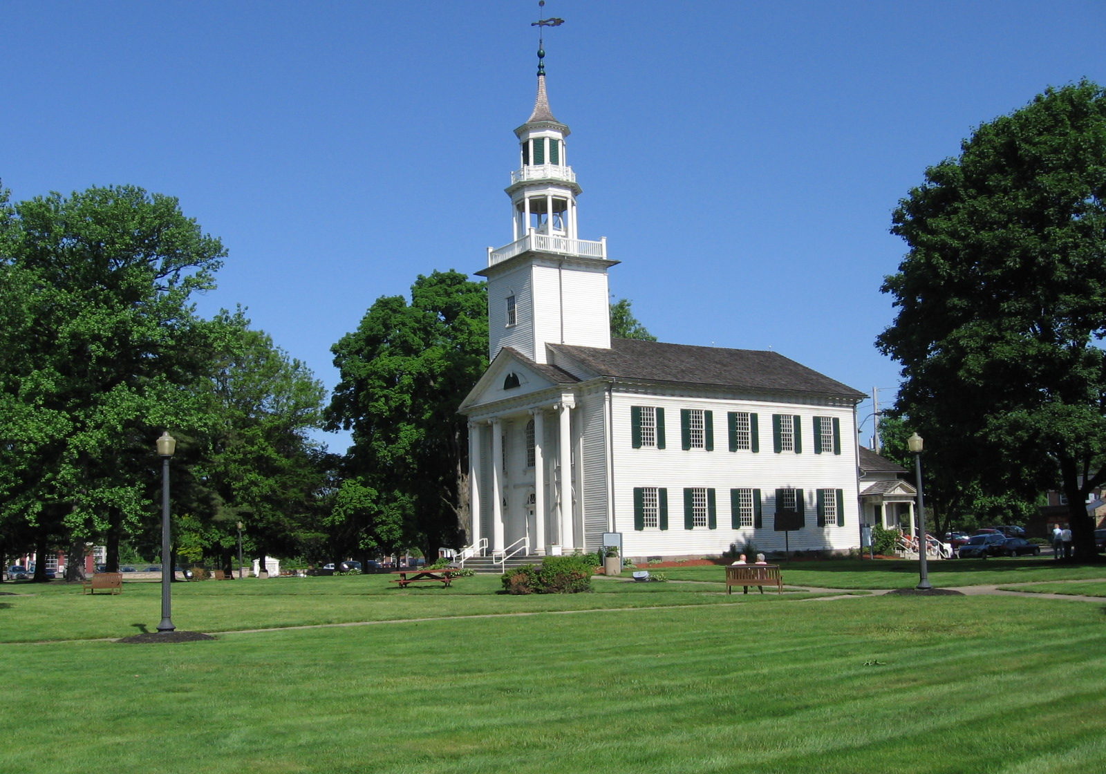 Tallmadge_church_2007